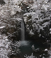 小泉の滝